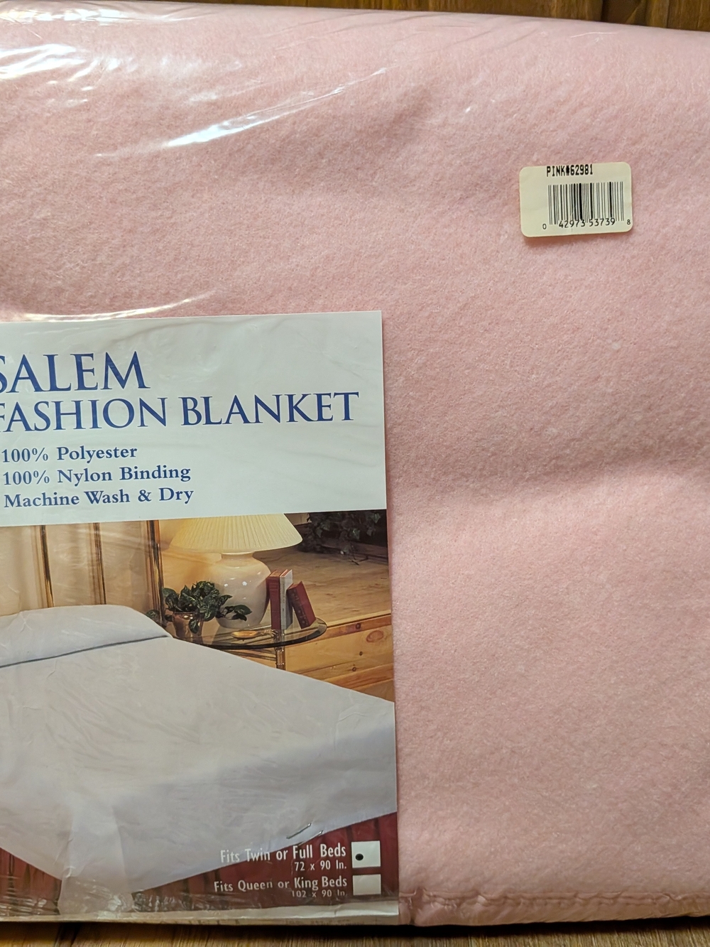 Beacon Pink Vintage Polyester Fashion Blanket - Soft Pastel Throw